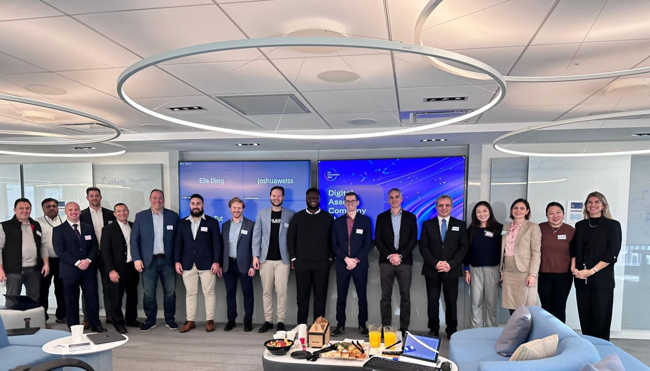 Group photo at Citi Innovation Lab fintech event with tech executives and startup founders